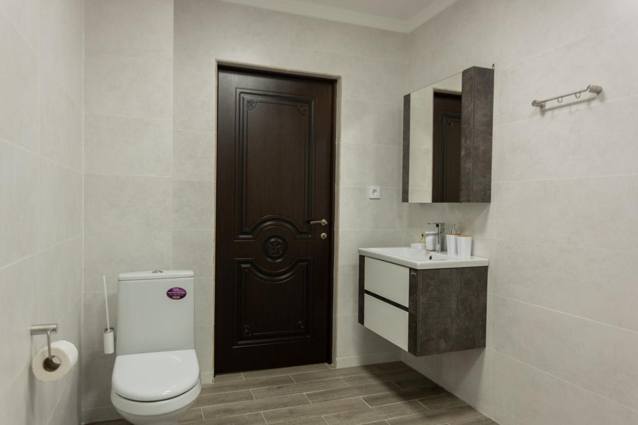 Hotel Nikopoli On Vodopadnaya 21А New Athos Екстериор снимка