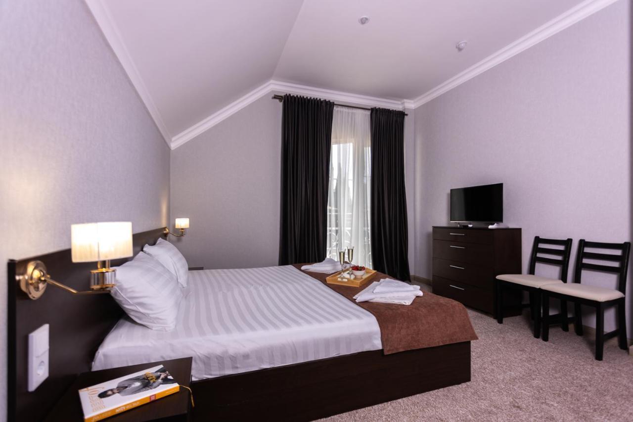 Hotel Nikopoli On Vodopadnaya 21А New Athos Екстериор снимка