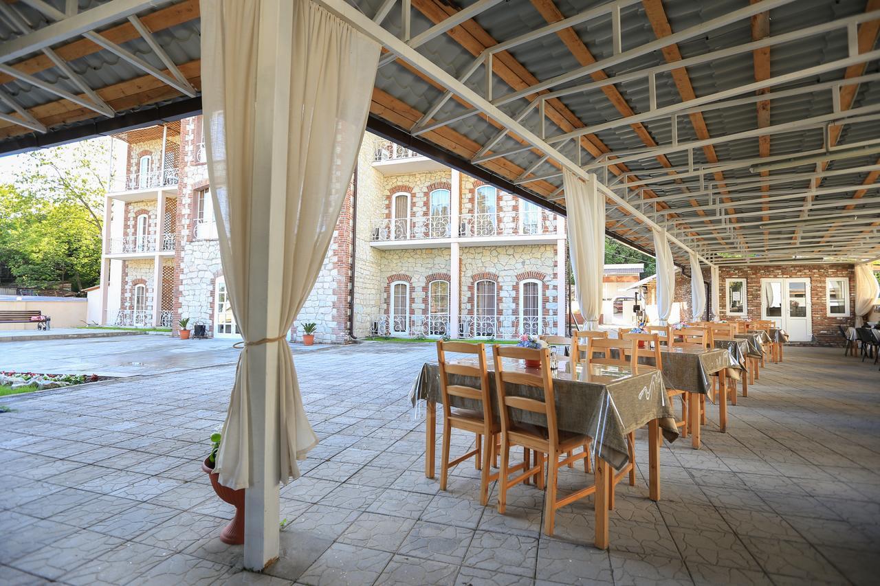 Hotel Nikopoli On Vodopadnaya 21А New Athos Екстериор снимка